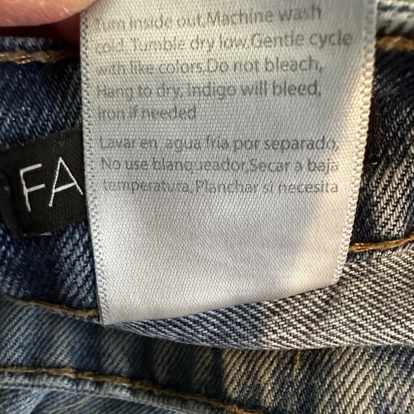 Fashion Nova high waist raw‎ hem straight leg Two Tone Jeans Women SZ 5 - Picture 5 of 5